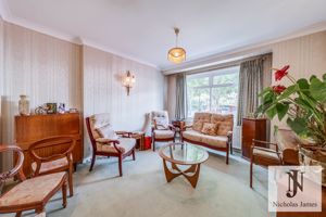 Photo 1- click for photo gallery